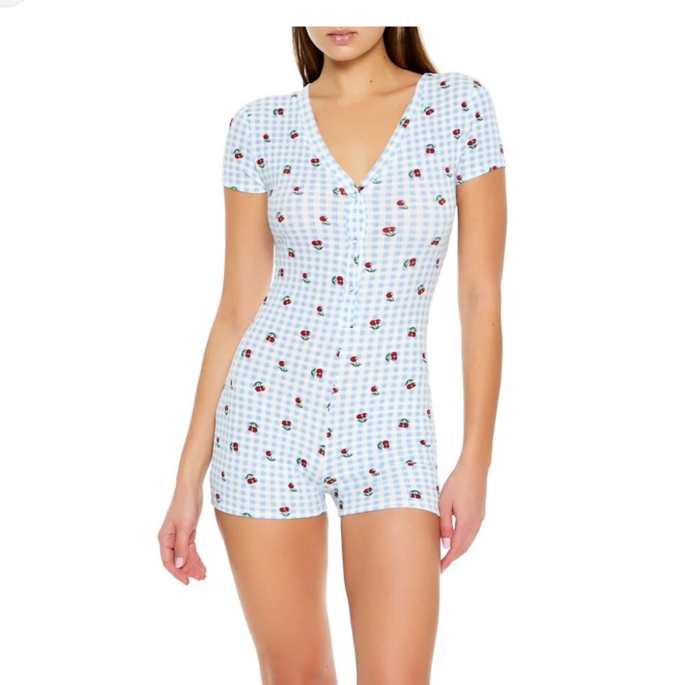 NWT Chic Blue Gingham and cherry print romper.